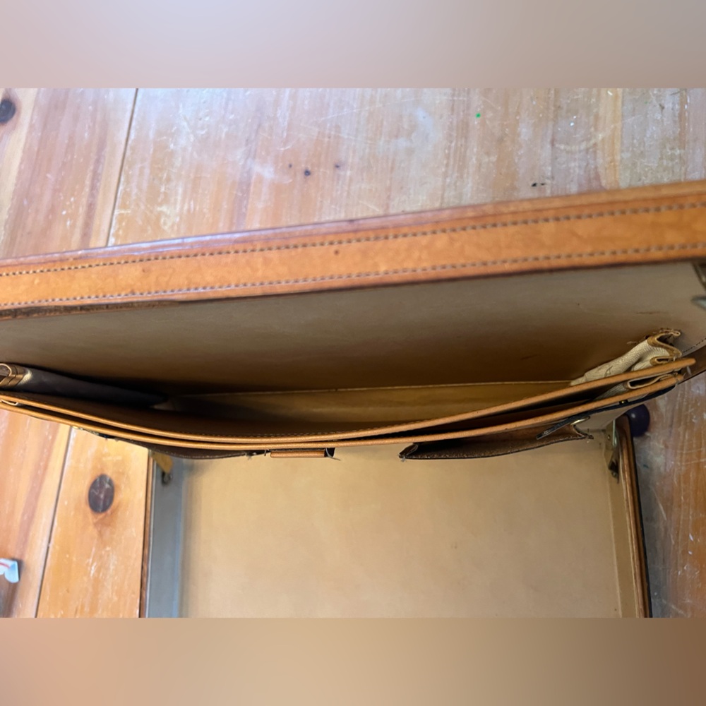 Hartmann Belting Leather Attaché - Picture 5 of 6